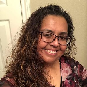 Meet your Posher, Cynthia